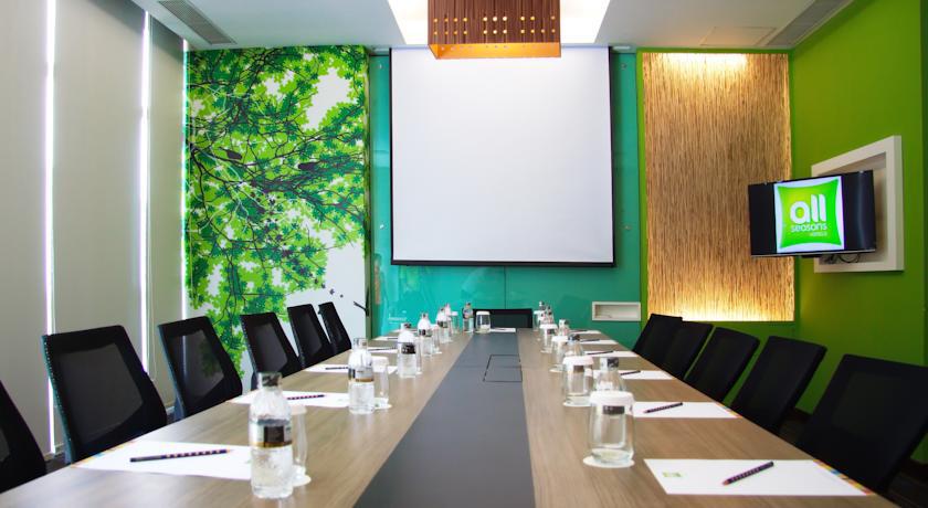 All Seasons Jakarta Thamrin Exterior photo
